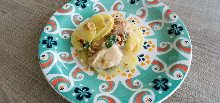 Frango com espinafre e molho bechamel