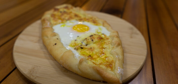 Khachapuri