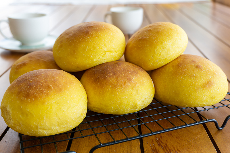 Batata doce é rainha na aldeia famosa pelo pão