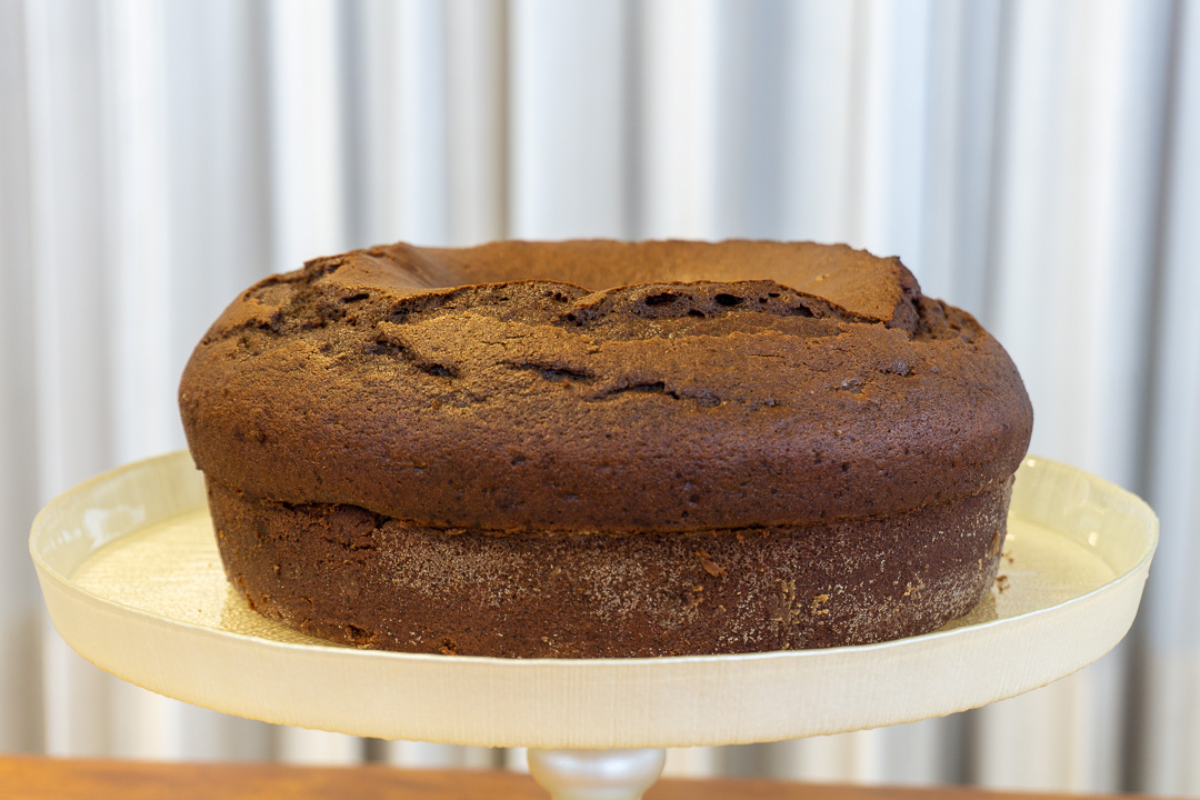 Aprenda como fazer bolo de cacau para o café da manhã - Mercado do