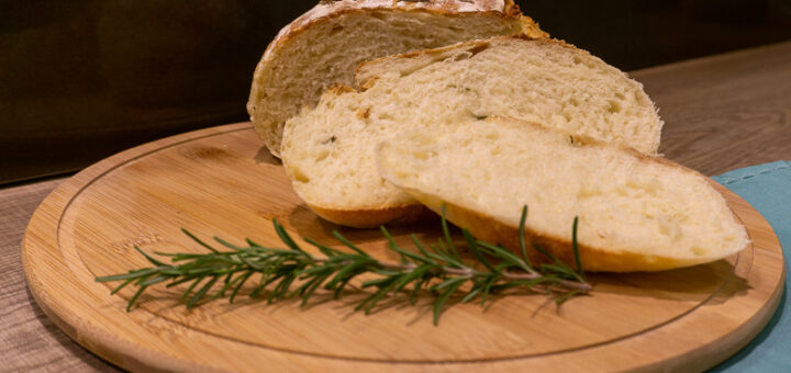 Pão Rústico de Alecrim