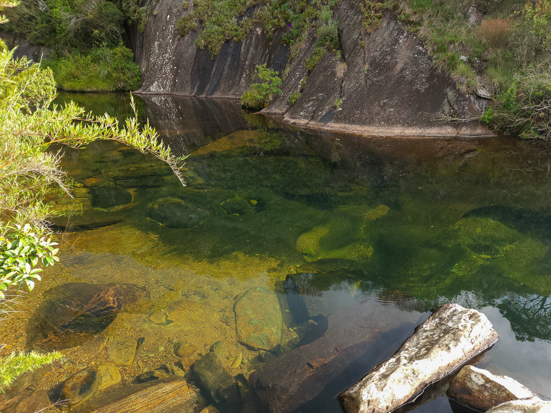 Cachoeira do Aurélio, Pedra Menina