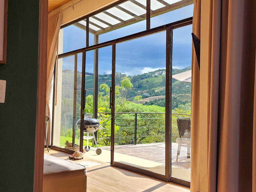 Casa Ninho, Pedra menina.